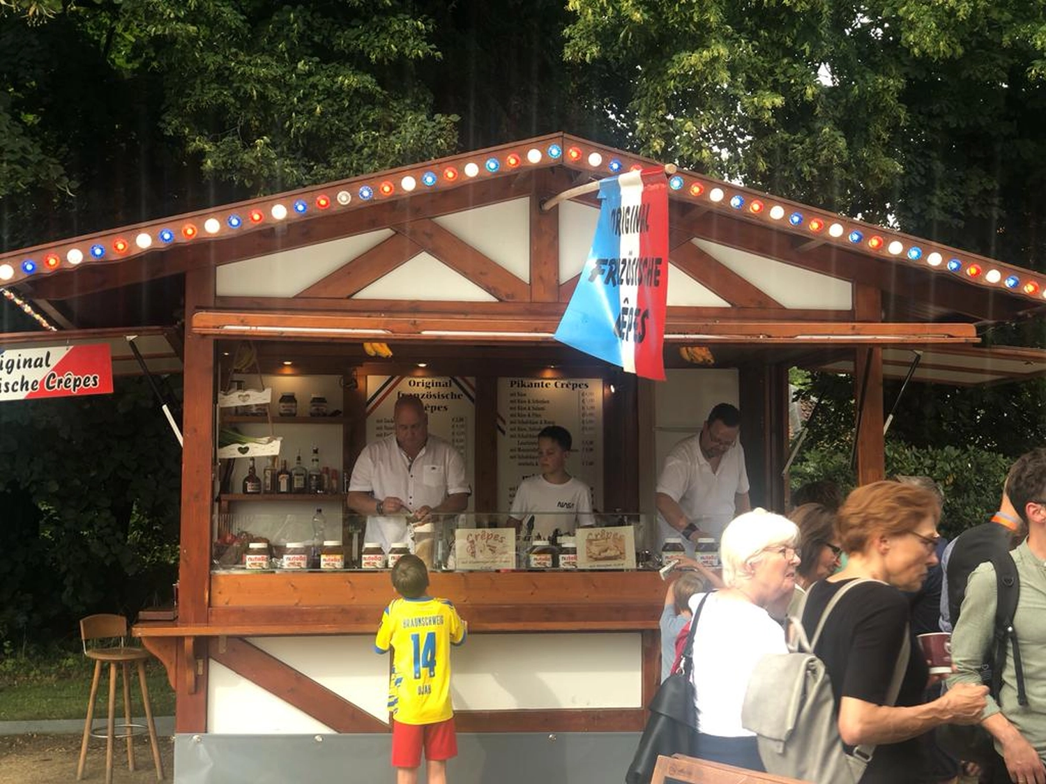 Creperie Heidler Museumsfest Schloß Salder 11 und 12.5.24. Buskers Braunschweig.